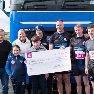 Toughesttribe25 Pic 8 Winning Team With Sponsors Photo Credit Tom Maher